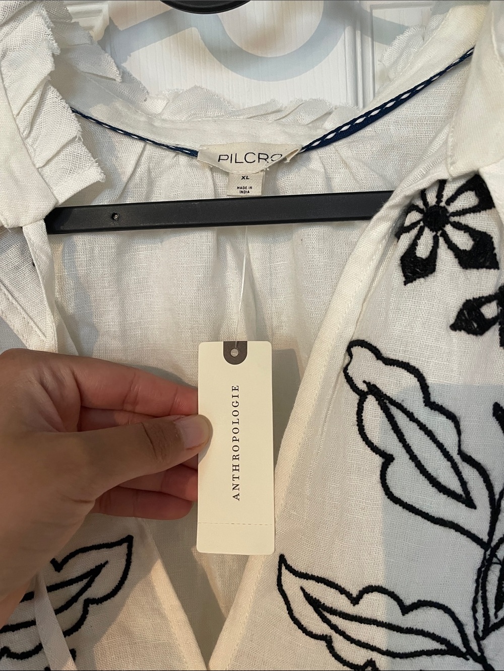 Anthropologie White Tavi Embroidered Tie Front Tank Top - Picture 2 of 11